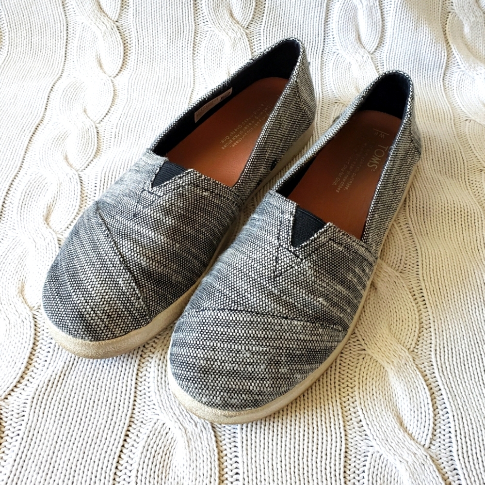 Toms slip-ons